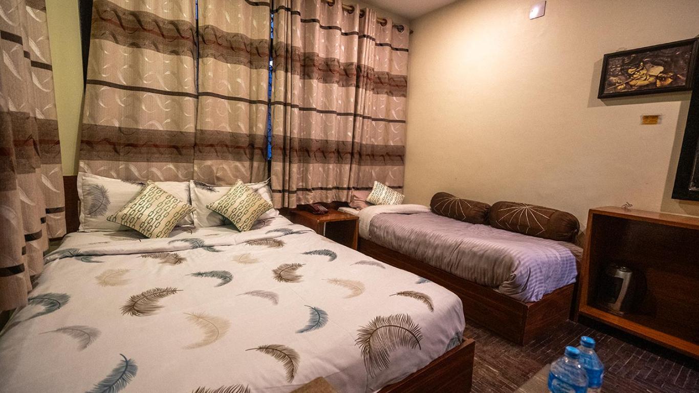 Hotel Shree Tara Kathmandu Exterior photo