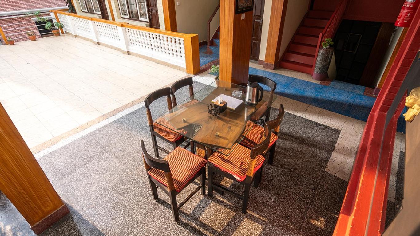 Hotel Shree Tara Kathmandu Exterior photo